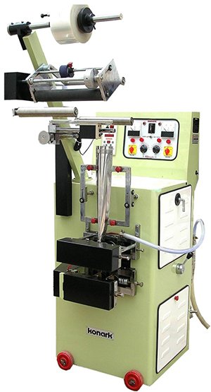 LIQUID POUCH PACKING Machine Photo